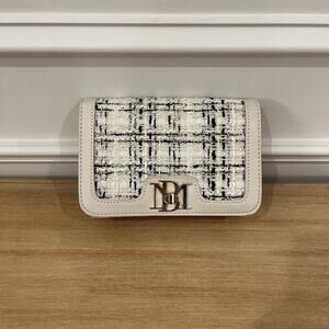 Badgley Mischka Women Clutch W/ Frame & Tweed Cover Off White Bag